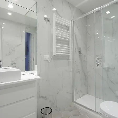 Luxury In Rione Monti روما
